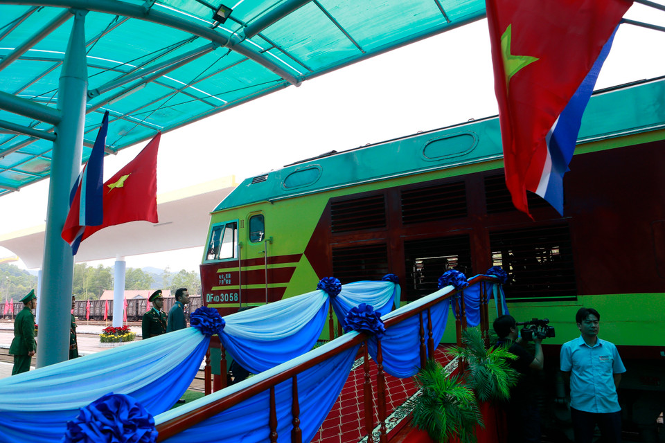 The armoured train of DPRK Chairman ready at Dong Dang train station (Photo: VNA)