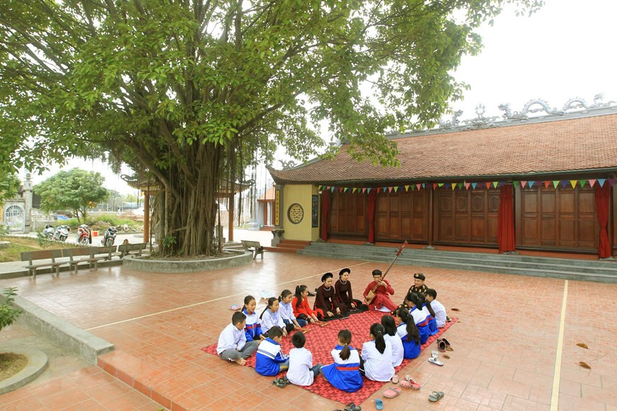 Dong Mon’s Ca tru Club operates every Saturday afternoon at the communal house. (Photo: VNA)