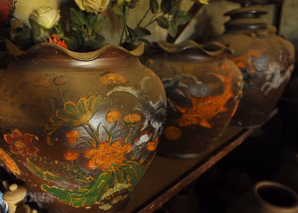Gia Thuy pottery products (Photo: VNA)