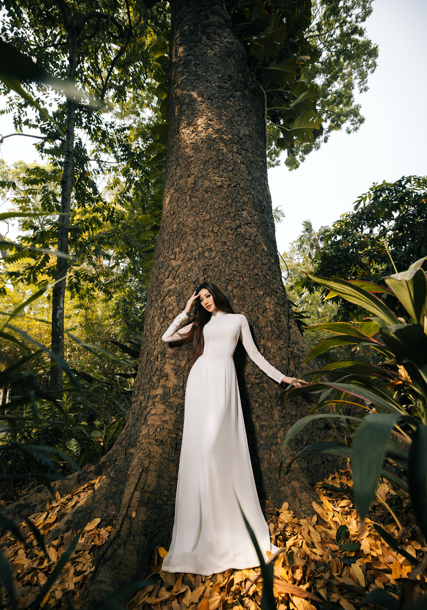 Miss Khanh Van honours Vietnam ao dai and its pure beauty. (Photo: Vietnam+)