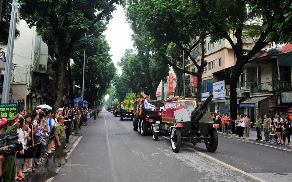 The coffin parade in Hanoi (Photo: VNA)