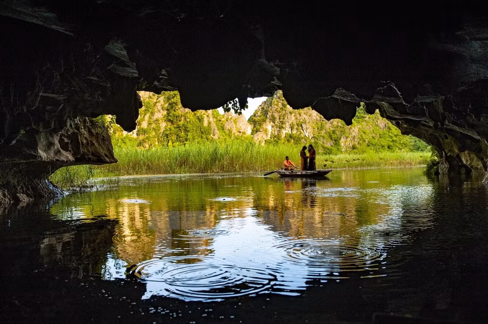 Ca Cave in Van Long Nature Reserve (Photo: VNA)