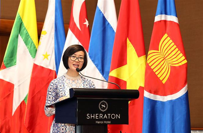 Deputy Head of International Cooperation Department of the Ministry of Labours, Invalids and Social Affairs Ha Thi Minh Duc addresses the ceremony (Photo: VNA)