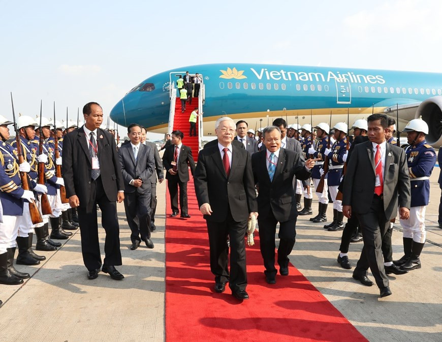 Party General Secretary and President Nguyen Phu Trong arrives at Pochentong International Airport, Phnom Penh, February (Photo: VNA)