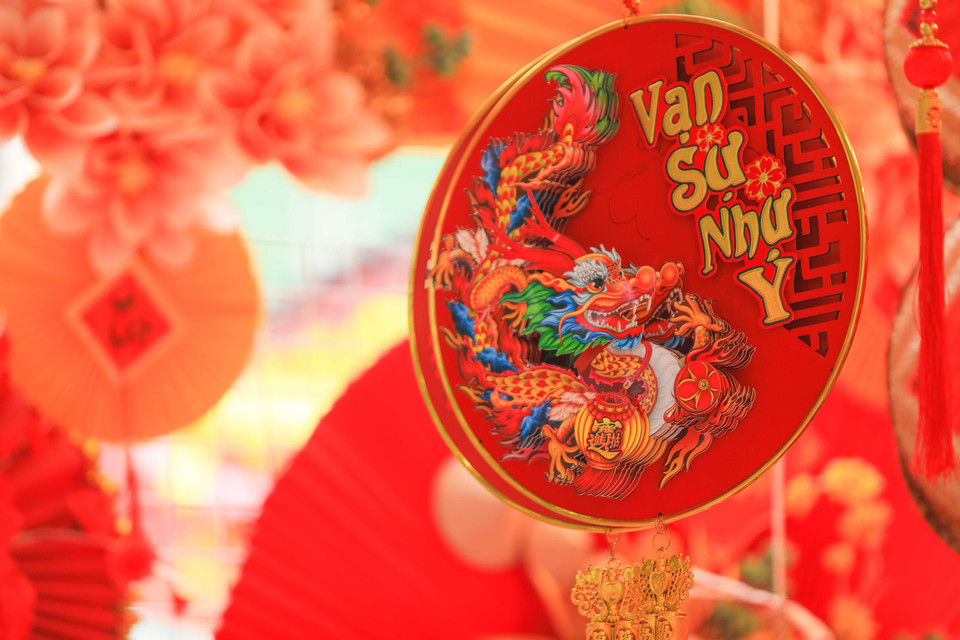 Decorative items for the Lunar New Year 2024 are on display on Hang Ma Street, with the message “May all your wishes come true”. (Photo: VNA)