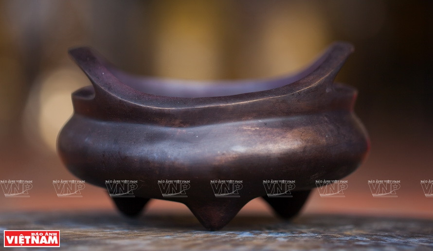 Bronze products made in Phuong Duc (Photo: VNP/VNA)