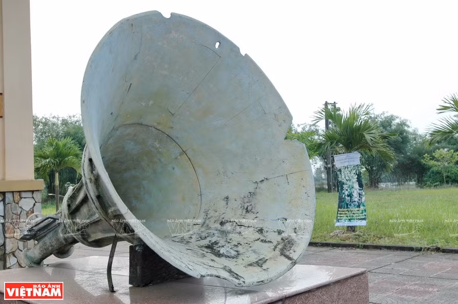 A giant loudspeaker used by the North Vietnam for communication works to reach the other side when Vietnam was torn by the war. (Photo: VNP/VNA)