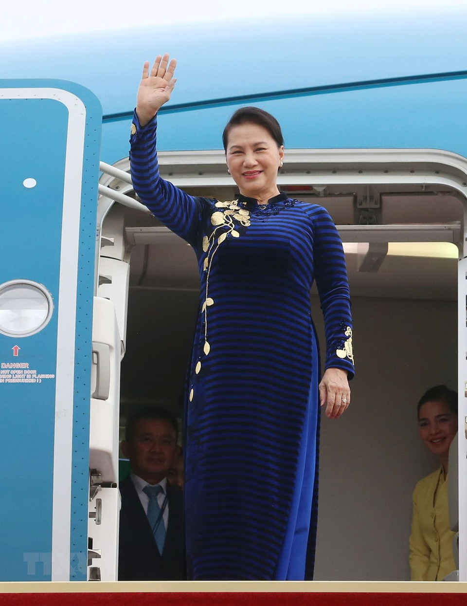 National Assembly Chairwoman Nguyen Thi Kim Ngan arrives at Seongnam Air Base (Photo: VNA)