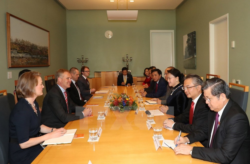 The NA Chairwoman holds talks with Scott Ryan, President of the Senate, and Tony Smith, Speaker of the Australian House of Representatives. (Photo: VNA)