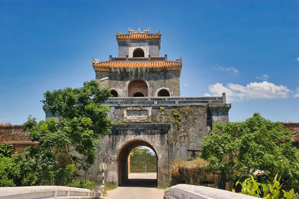 North Gate (or Hau gate) is located at the back of the citadel. The arch of the gate was built in 1809 while its gazebo was completed in 1831 (Photo: thanhnien.vn)
