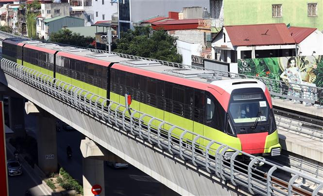 The average speed of the trains will be 35 km per hour, and they could reach a speed of up to 70km per hour at the middle of the two stations. (Photo: VNA)