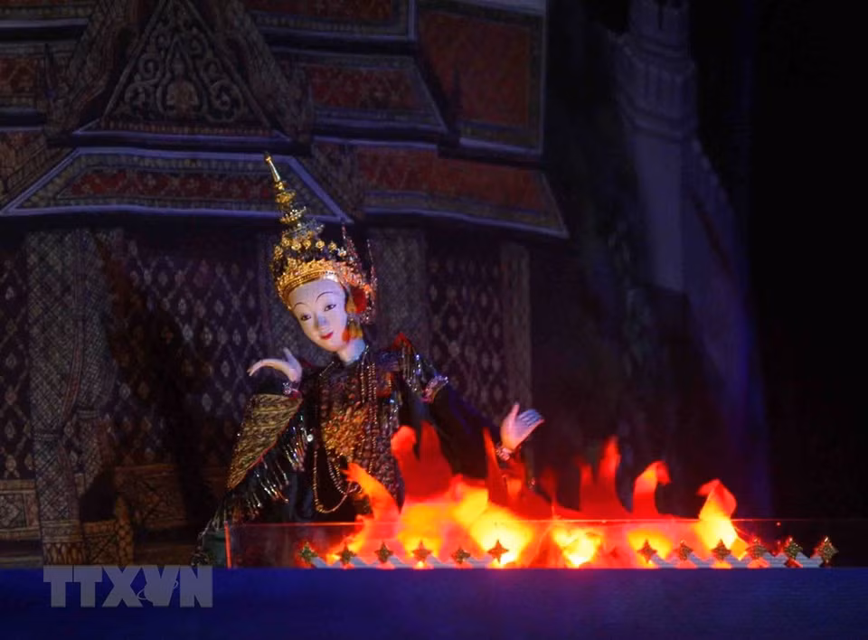 A puppet in the performance 'Sacrifice' of Thailand (Photo: VNA)
