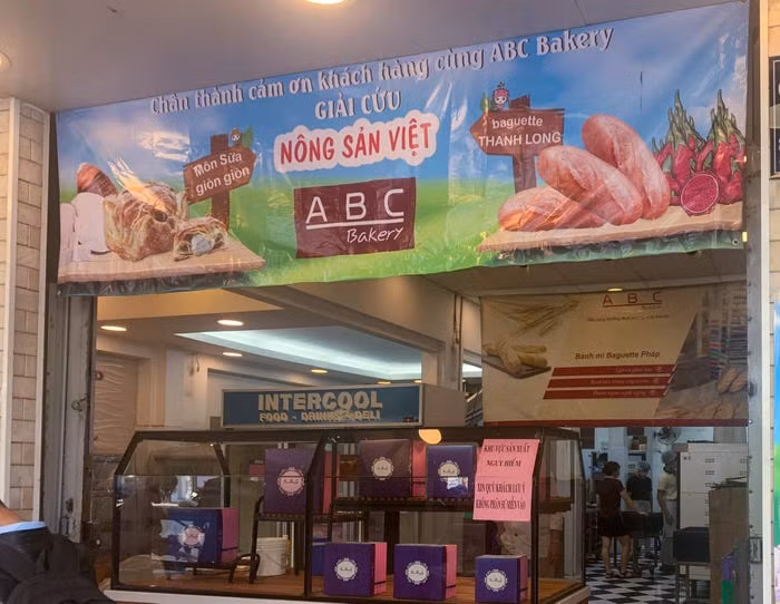 The dragon fruit bread was prominently displayed on signs (Source: businessinsider.com)