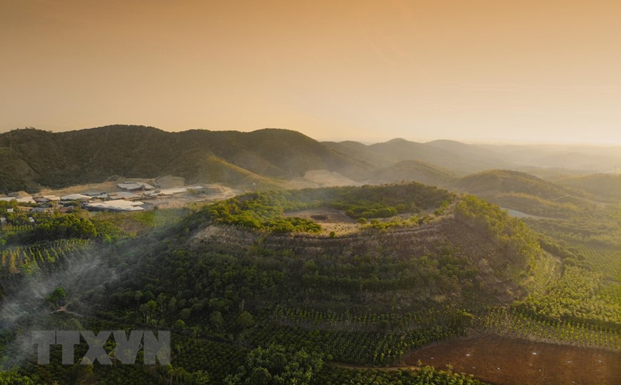 Bang Mo volcano, Ea T’ling town, Cu Jut district, Dak Nong province (Photo posted by VNA)