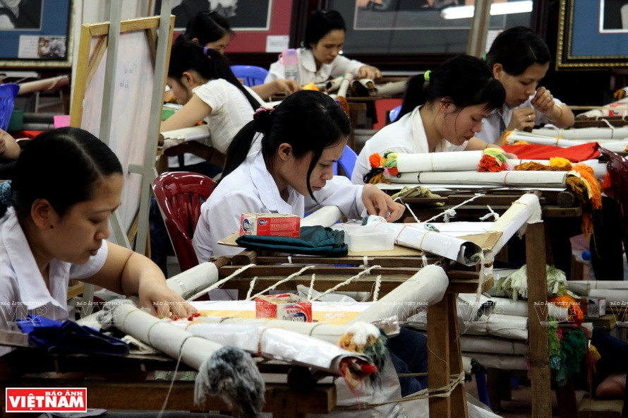 Quat Dong embroidery village attracts people from other localities to study the trade (Photo: VNA)