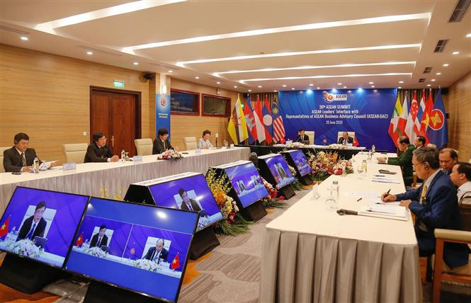 The ASEAN Leaders’ Interface with Representatives of ASEAN Business Advisory Council (ASEAN BAC) took place on June 26 within the framework of the 36th ASEAN Summit (Photo: VNA)