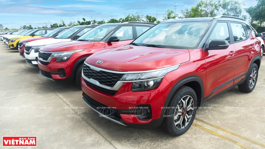 Brand new Kia Seltos SUVs by THACO AUTO. (Photo: VNA)