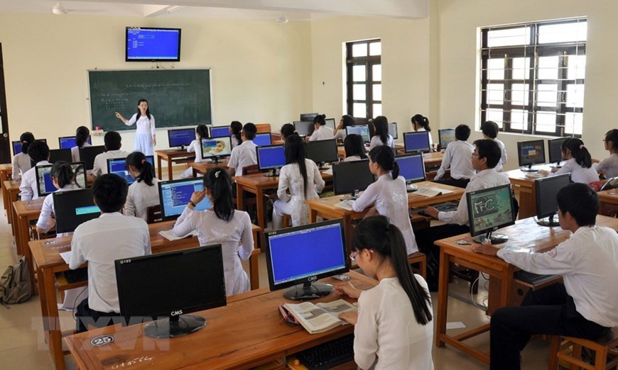 A modern classroom system of Nguyen Binh Khiem Gifted Highschool, Quang Nam province (Photo:VNA)