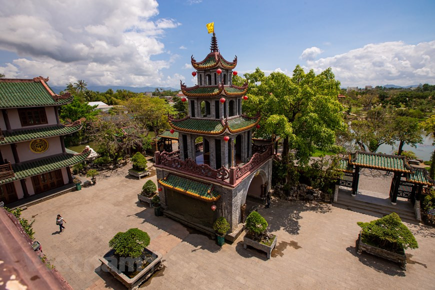 Thien Hung pagoda is not only a religious-cultural work but also an artistic painting by a talented artist (Photo: Minh Son/Vietnam+)