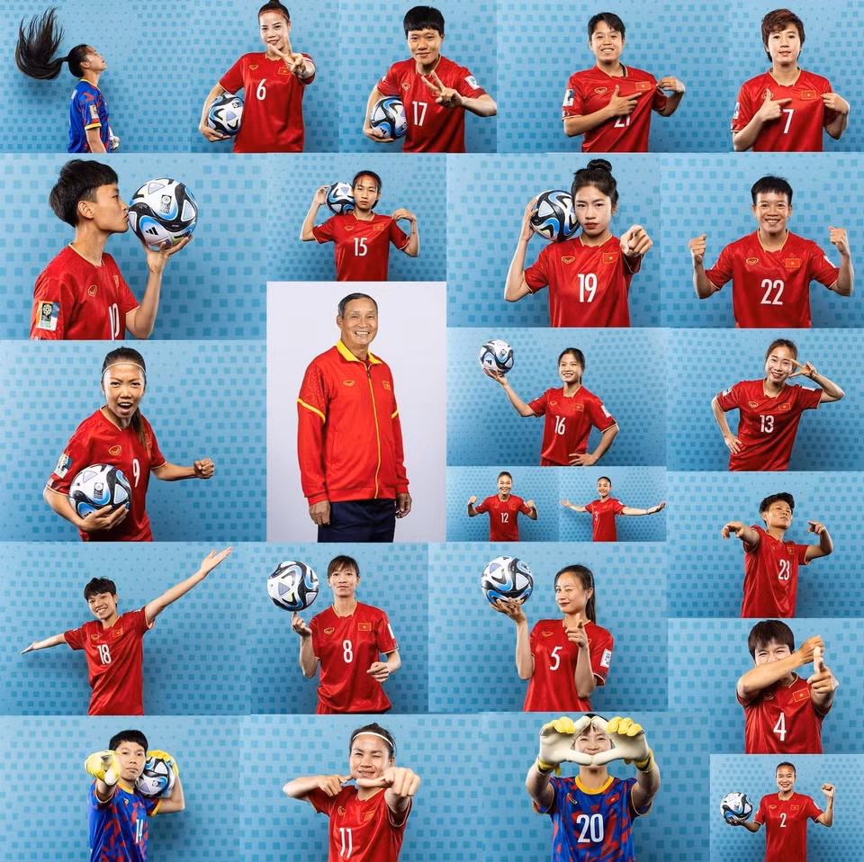 Vietnamese players with coach Mai Duc Chung in photos posted by FIFA. (Photo: FIFA)