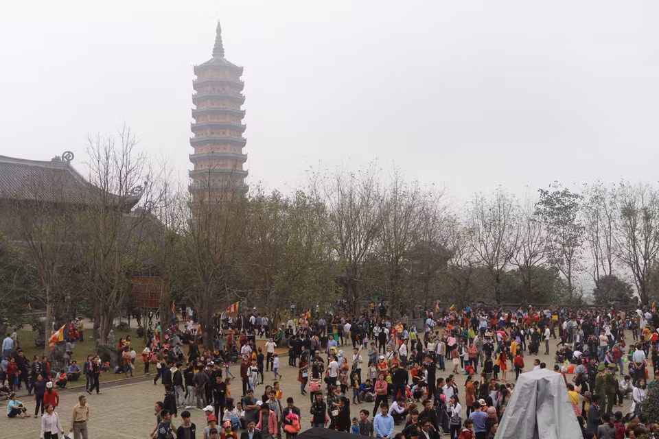 Bai Dinh Pagoda Festival in Gia Vien district, Ninh Binh province, also begins on February 21 (Photo: VNA)