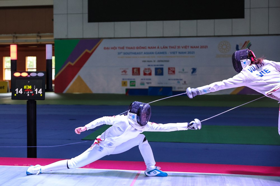 An’s absence from international tournaments has even pushed him out of the leading group in Asia. An was Asian No 3 and was full of hope to grab his second Olympic berth in Tokyo last July. However, he could not find the flights to compete in the qualifications and his chance was lost. To make matters worse, his ranking dropped to No 12 in Asia. The champion, however, has massive support from family and friends, which he said brought a little pressure but strong encouragement, the likes of which he has never had before. Then An successfully protects his throne. (Photo: VietnamPlus).