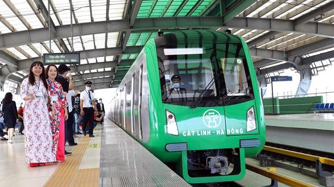 The line, which runs from Cat Linh in Ba Dinh district to Ha Dong district, is the first urban railway put into operation in the country. (Photo: VNA)