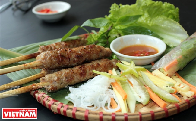 Grilled minced pork (Photo: VNA)