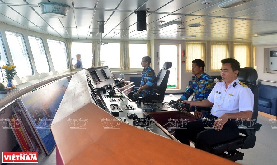 The hospital ship is responsible for providing healthcare services for military personnel, residents and fishermen on the Truong Sa archipelago (Photo: VNP/VNA)