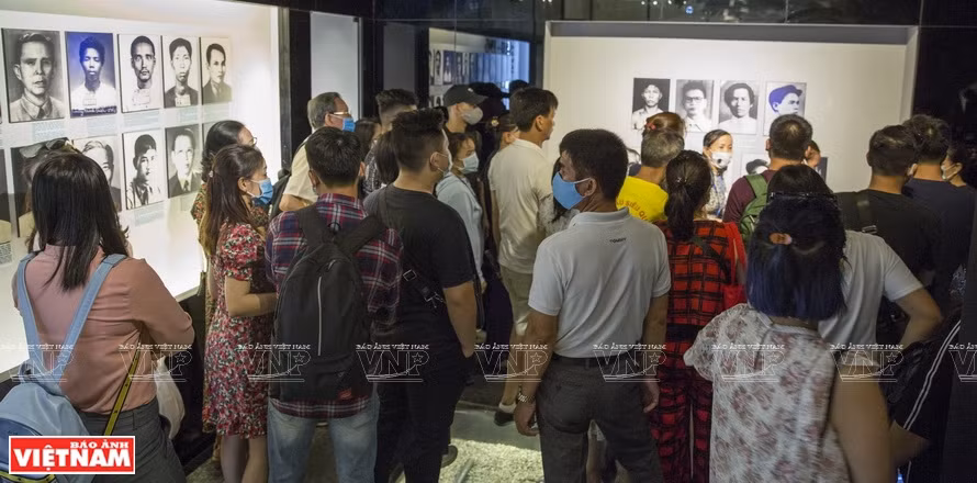 Tourists visit Con Dao museum (Photo: VNP/VNA)
