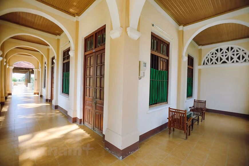 Not only a place with religious and historical value, it has also become a tourist attraction (Photo: Minh Son/Vietnamplus)