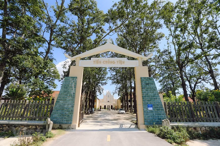 The church is a tourist attraction in Binh Dinh (Photo: Minh Son/Vietnamplus)