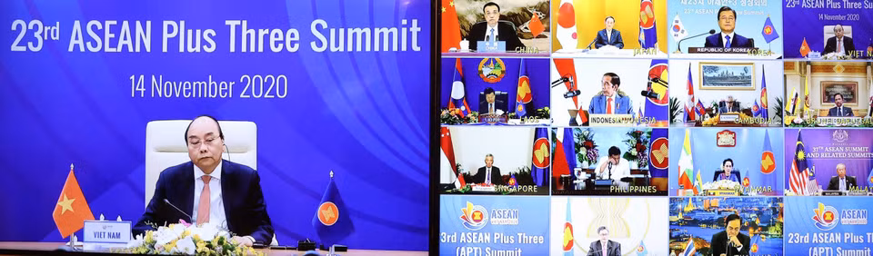 The 23rd ASEAN+3 Summit takes place online (Photo: VNA)