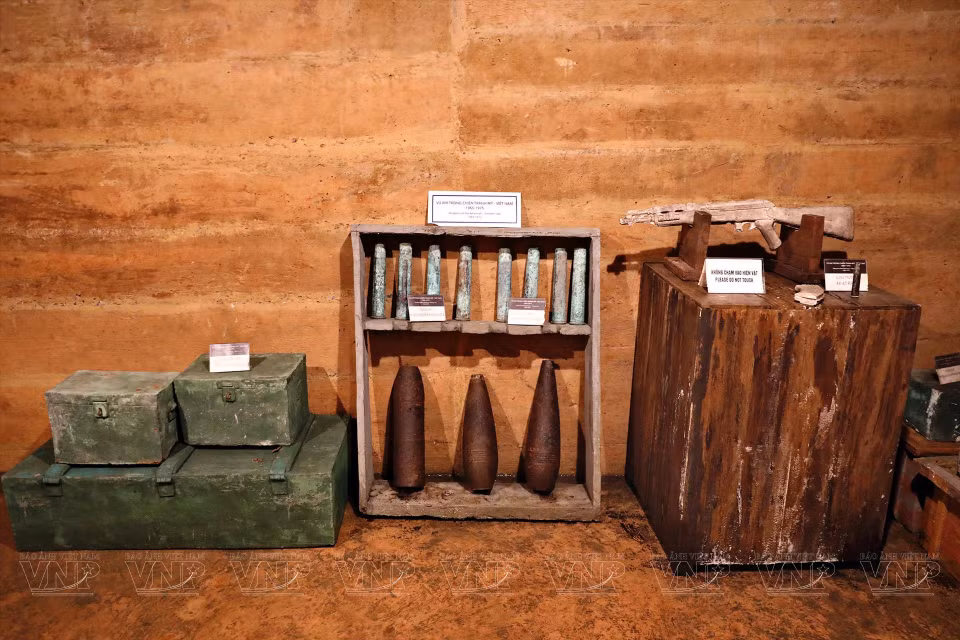 Weapons used by Vietnamese soldiers are on display. (Photo: VNA)