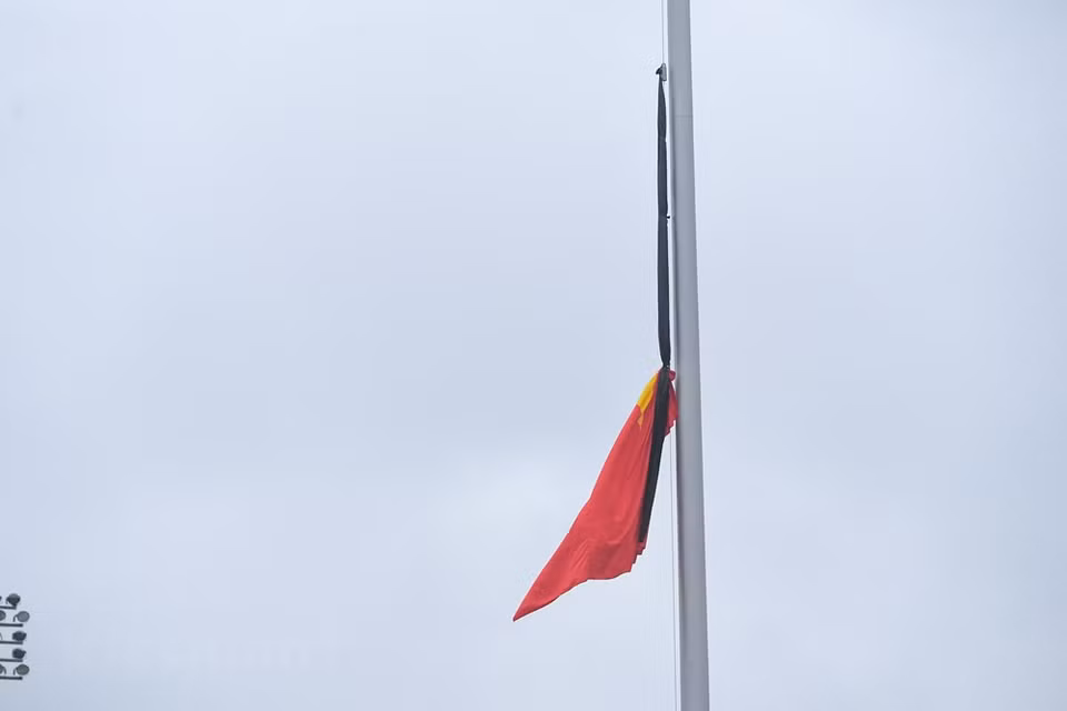 Comrade Le Kha Phieu was born on December 27, 1931, in Dong Khe commune, Dong Son district, Thanh Hoa province. He started participating in revolutionary activities in 1947, and joined the Communist Party of Vietnam on June 19, 1949. He was member of the Party Central Committee of the 7th and 8th tenures, member of the Party Central Committee's Secretariat of the 7th tenure, Politburo member of the 7th and 8th tenures, General Secretary of the Party Central Committee from December 1997 to April 2001. As the top leader of the Party, he and the Party Central Committee, Political Bureau and Secretariat led the whole Party, people and army to gain remarkable achievements in the national reform, industrialisation, modernisation, construction and defence. (Photo: Minh Son/Vietnamplus)