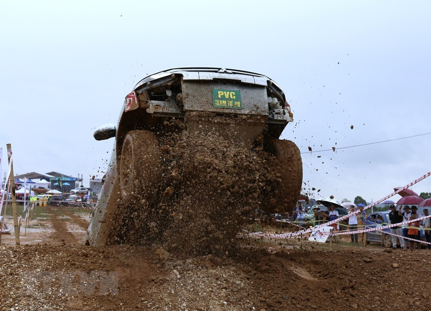 The event has a total prize of 300 million VND (13,000 USD) in cash and 100 million VND (4,300 USD) in kind (Photo: VNA)