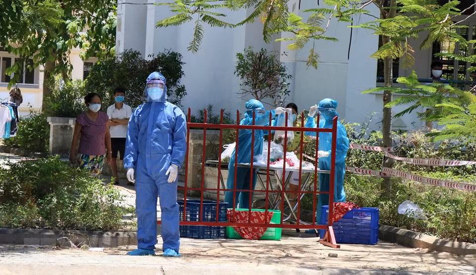 Supervision over the epidemic at isolated areas in Quang Nam has been tightened over the past days (Photo: VNA)