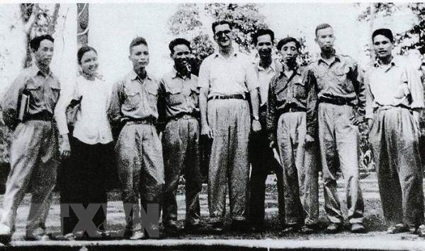 Vietnamese and international journalists attend the First Congress of the Vietnam journalists’ association, April 21, 1950 (Photo: Archive/VNA)