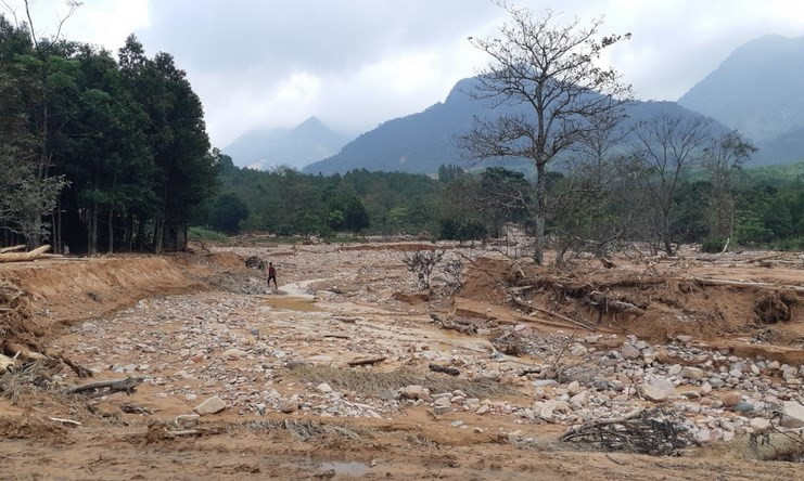 Huong Viet commune was destroyed by recent floodwater, torrential downpour and landslide. Picture taken on November 3 (Photo: Thuy Tran/Vietnam+)