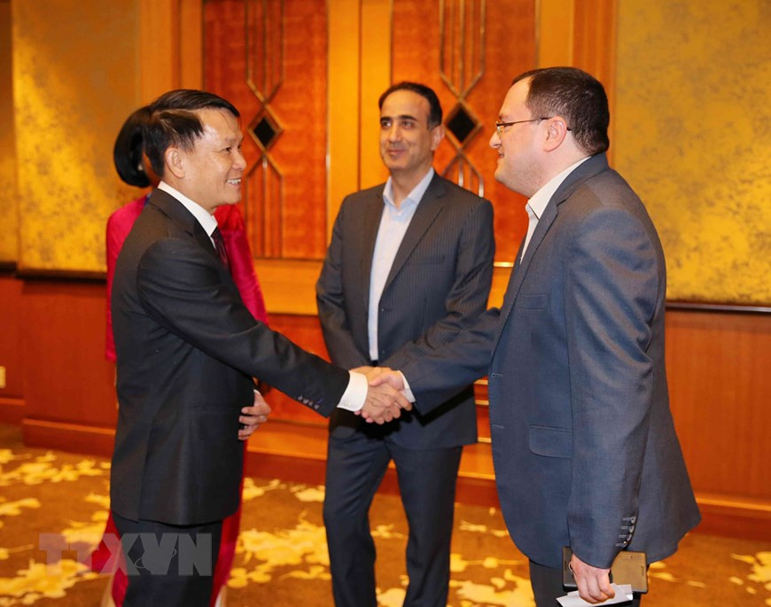 Vietnam News Agency General Director Nguyen Duc Loi welcomes delegates to the 44th OANA Executive Board Meeting (Photo: VNA)