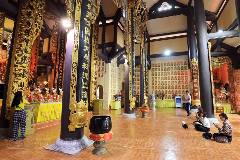With its unique architecture and grand scale, Khai Nguyen Pagoda has become a must-see destination in Hanoi. (Photo: VNP)