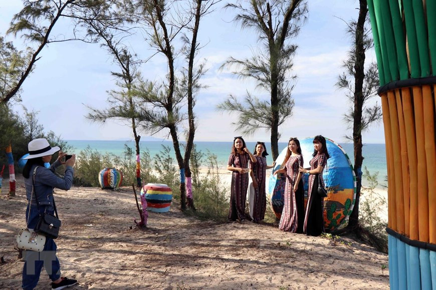 After the festival, painted coracles will be preserved at the communal house of the Tam Thanh fishing village (Photo: VNA)