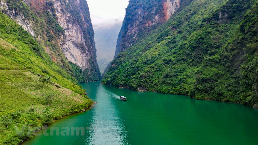 Along with the treacherous Ma Pi Leng, Nho Que River has gained legend status, featuring in poetry and being a symbol of Ha Giang. (Photo: Vietnam+)
