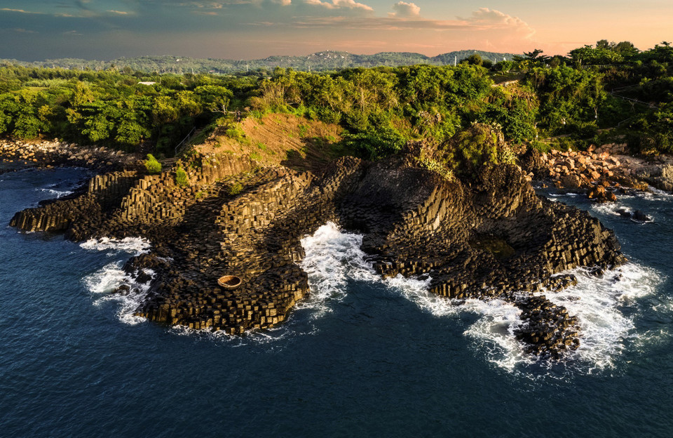 Ganh Da Dia special national relic site, Tuy An district, Phu Yen. (Photo: VNA)