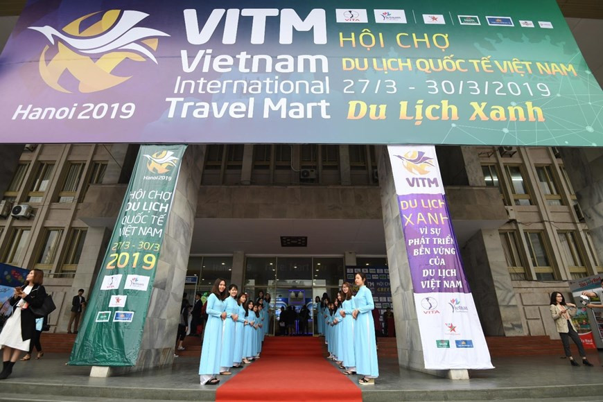 Themed “Green Tourism”, the VITM 2019 affords domestic and foreign travel agencies a chance to discuss future business opportunities as well as introduce new destinations and products to the public (Photo: VNA)