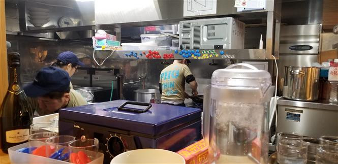 Within a half hour of opening, the shop had sold out (Photo: VNA)