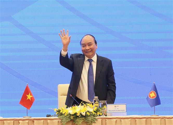 Vietnamese Prime Minister Nguyen Xuan Phuc at the press conference (Photo: VNA)