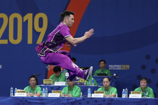Wushu athlete Tran Xuan Hiep just bags a bronze medal in the men’s changquan (Photo: VNA)