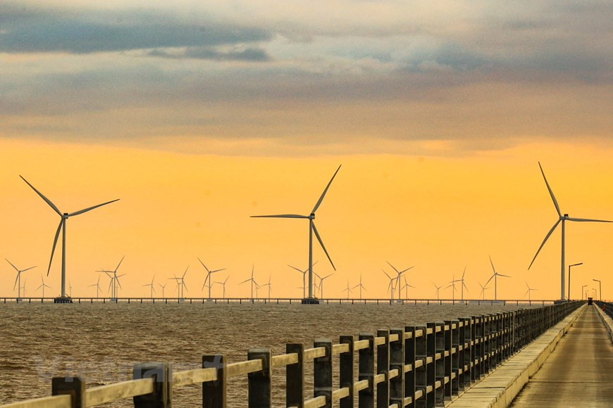  From the centre of Bac Lieu city, take a scenic 20-km drive along Cao Van Lau Road towards the coast to discover giant wind turbines dotting the offshore wind power farm. (Photo: VNA)