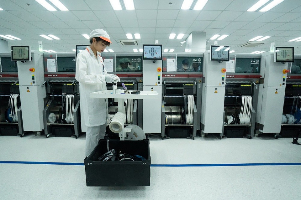 The whole plant is designed and constructed according to international standard IPC-A-610 with a capacity of five million products per year (Photo: Reporter)